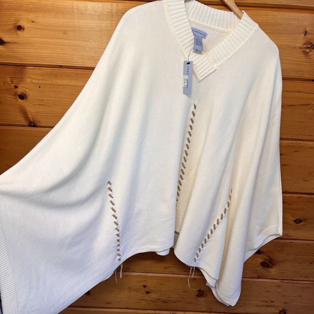 NWT TERRITORIES Womens ISweater Poncho Whipstich Acrylic S/M